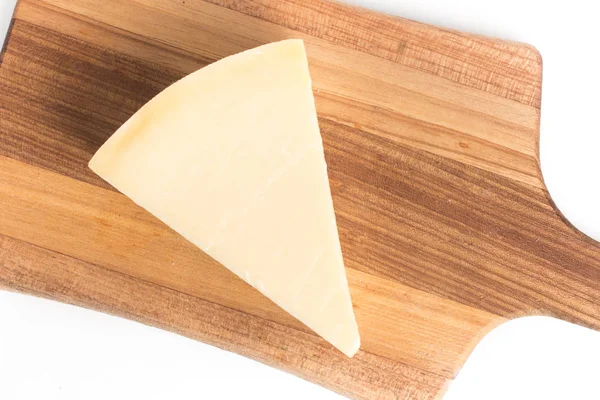 Peice de queijo parmesão — Fotografia de Stock