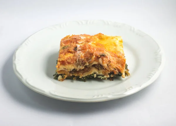 Vegetarian Lasagna with eggplant and spinach — Stock Photo, Image