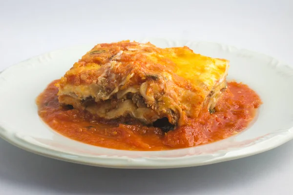Vegetarian Lasagna with eggplant and spinach — Stock Photo, Image