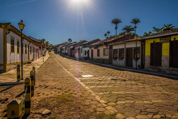 Pirenopolis, Brasil - 2 de julio de 2017: Calle Pirenopolis — Foto de Stock