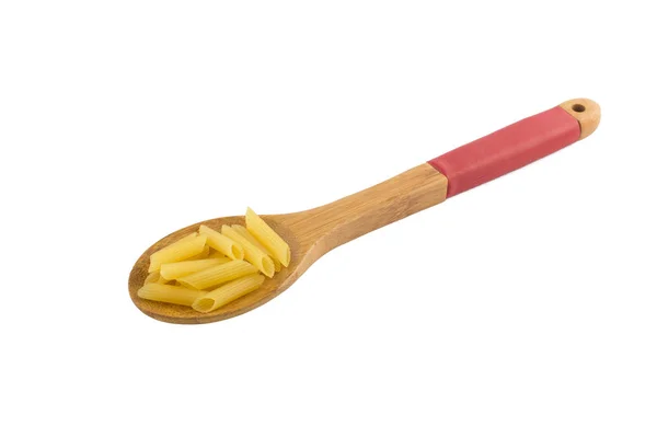 Pasta Penne en una cuchara — Foto de Stock