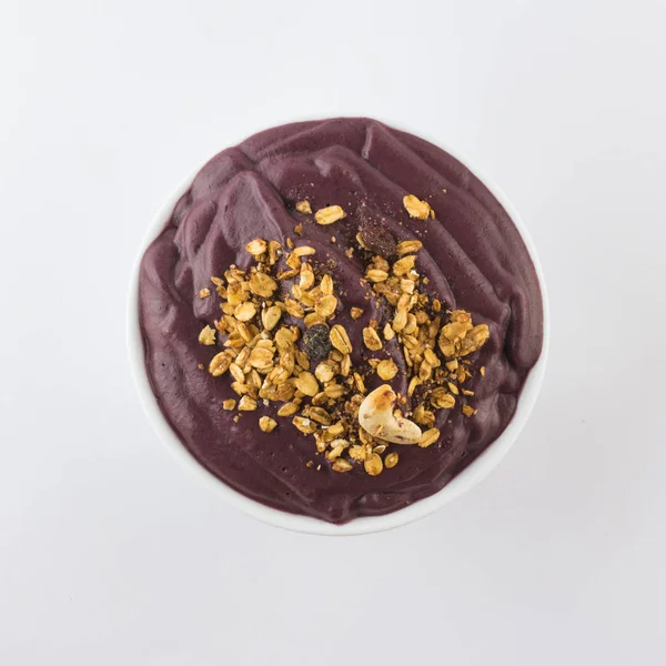 Muz ve granola ile acai