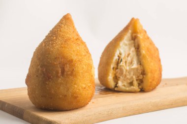 Brezilyalı tavuk Coxinha