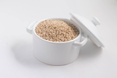 Bir kasede beyaz susam