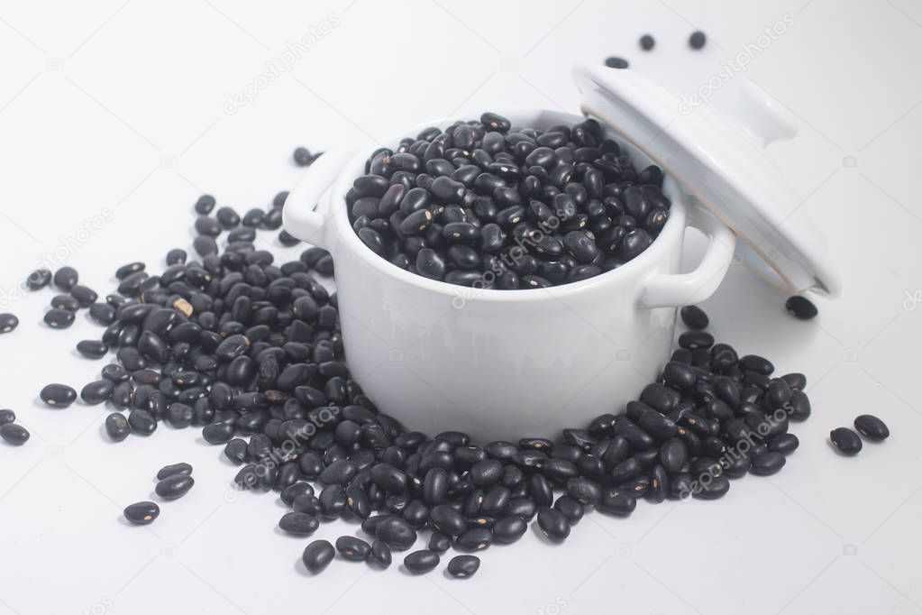 Black beans in a bowl