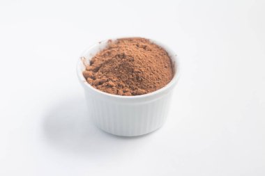 Bir kase toz kakao