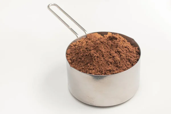 Una Taza Cacao Polvo Sobre Fondo Blanco —  Fotos de Stock