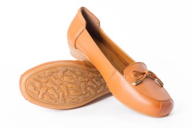 Güzel vintage moda kadın deri ayakkabı beyaz arka plan üzerinde izole Önden Görünüm kasalı.