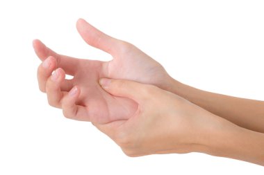 güzel sağlıklı elini tutarak ve ağrı alanında Masaj, beyaz arka plan üzerinde izole kadın.