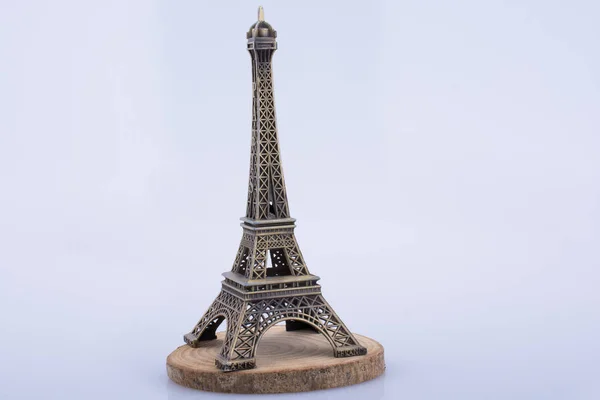 Pequeña modelo Torre Eiffel — Foto de Stock