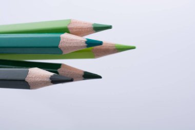 Renkli kalemler çeşitli sesleri