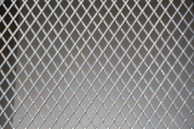 Dekoratif renkli metal çit bir parçası yakın çekim