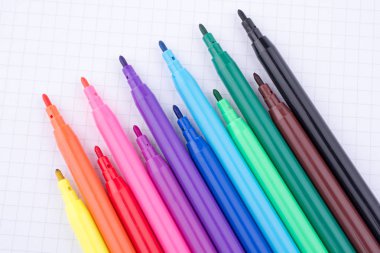 Keçeli Kalemler bir dizüstü