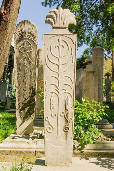 Art in stone of Ottoman tomb — Stock Photo, Image