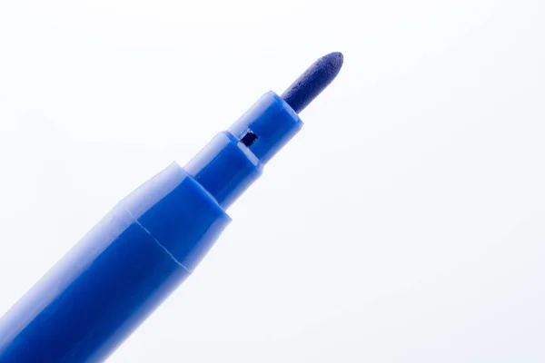 Синий цвет фломастеров — стоковое фото
