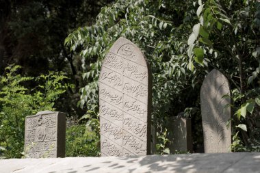 Taş Osmanlı mezar sanatında
