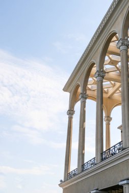 Balkon bir geleneksel Gürcü Tiflis ahşap evler