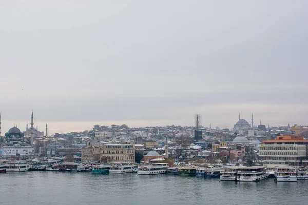 Osmanské čas a styl mešita v Istanbulu — Stock fotografie