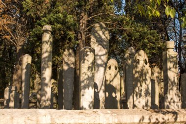 Sanatla mezarlığı Osmanlı mezar taşları