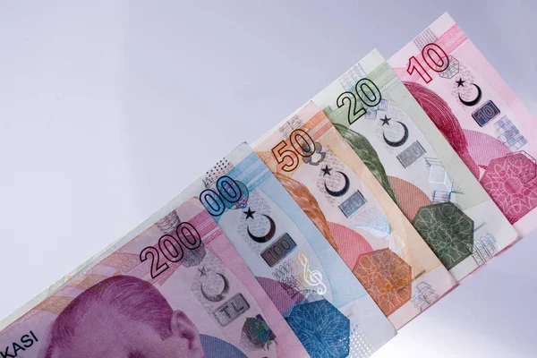 Turksh Lirası banknotlar çeşitli renk, desen ve değer