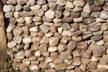 Taşlar aynı türde yapılmış duvar