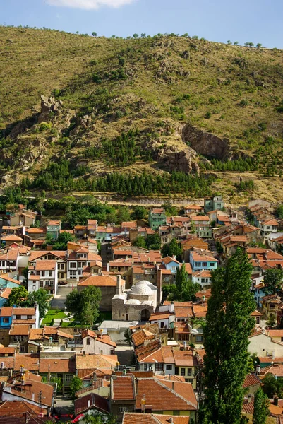 Színes, hagyományos török házakat és Afyon, Török mecset — Stock Fotó