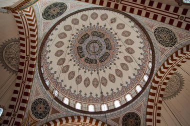 Türkiye'de Osmanlı mimarisinde kubbe iç görünüş