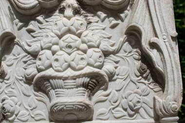 Osmanlı sanat desen taş üzerine uygulanan örneği