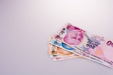 Turksh Lirası banknotlar çeşitli renk, desen ve değer
