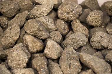 Doğal mineral değerli taşlar kümesi 