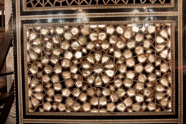Ejemplo de arte otomano de incrustaciones de nácar de Estambul Turk — Foto de Stock