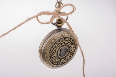 Retro tarzı klasik cep saati 