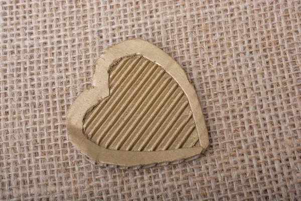 Wyciąć z kartonu w kształcie serca — Zdjęcie stockowe