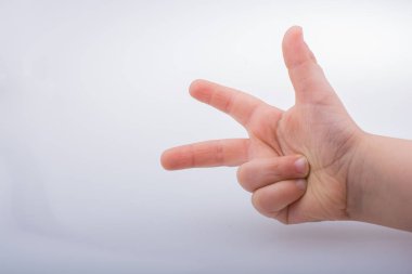 Üç numaralı jest yapma el