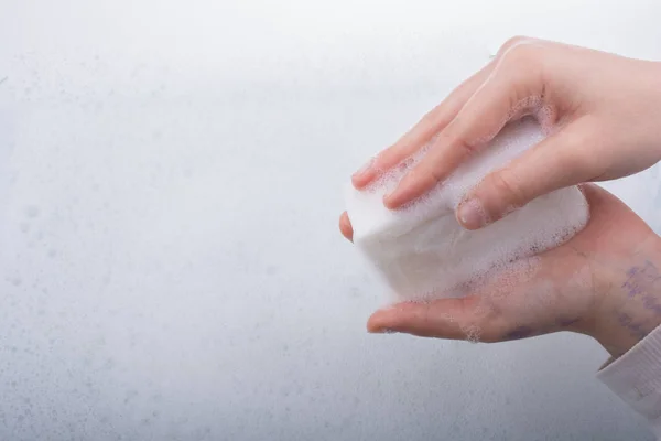 Child washing hands with soap — Stock Photo, Image