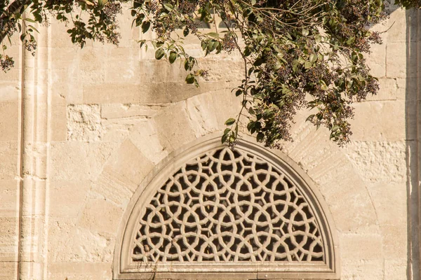 Ancienne fenêtre Architecture de l'époque ottomane — Photo