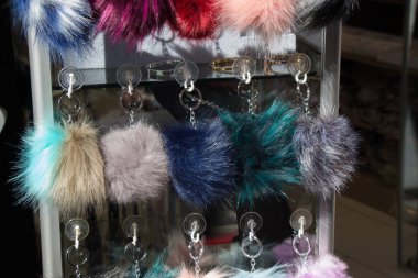 Farklı renkler ve şekiller pompoms içinde bir'ın Bazaarı kümesi