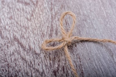 Açık renk arka plan iş parçacığı düğüm