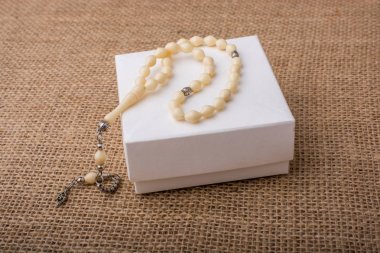 Belirli bir renk boncuk dua