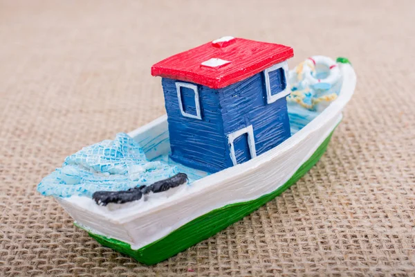 El yapımı yelkenli tekne üzerine yağlıboya