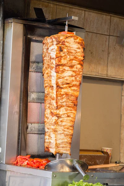 Geleneksel Türk Donör Kebabı direkte