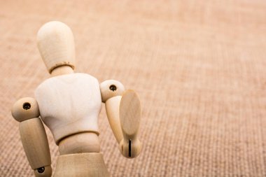  Ahşap bebek tuval üzerine poz