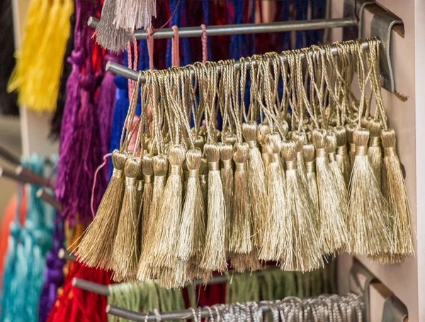 Παραδοσιακό φούντες σε διάφορα χρώματα — Φωτογραφία Αρχείου