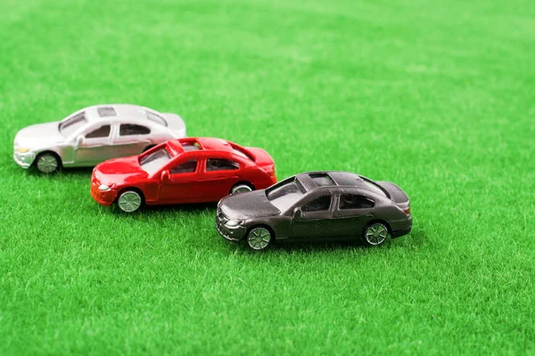 Oyuncak araba ulaşım aygıtları olarak 