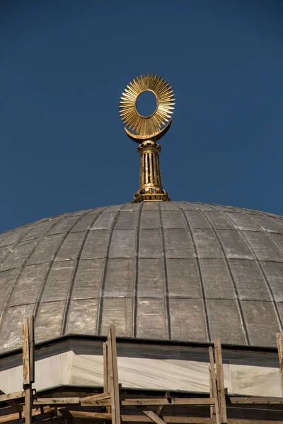 Yttre Över Kupolen Ottomansk Arkitektur Istanbul Turkiet — Stockfoto