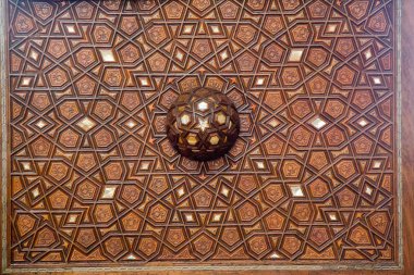 Tahtada geometrik desenli Osmanlı Türk sanatı