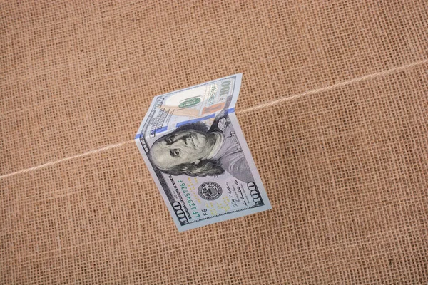 은행권의 미국 달러 문자열에 매달려 — 스톡 사진