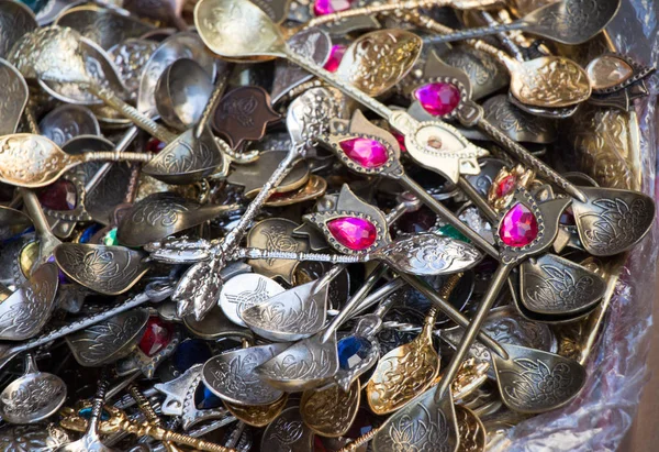 Eski Çarşı 'da antika bir çay kaşığı