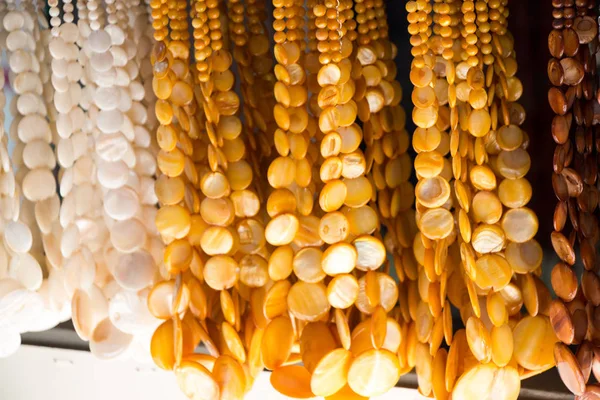  Çeşitli renk boncuk