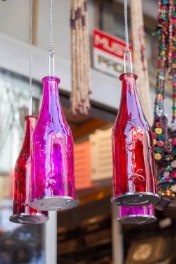  Dizi boş küçük şeffaf şişe